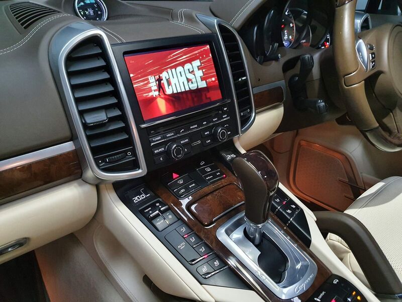 PORSCHE CAYENNE
