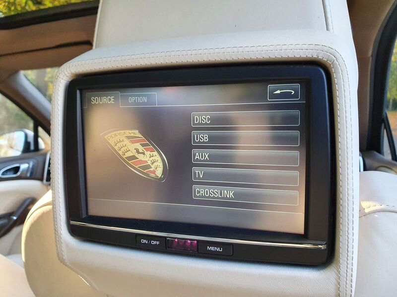 PORSCHE CAYENNE